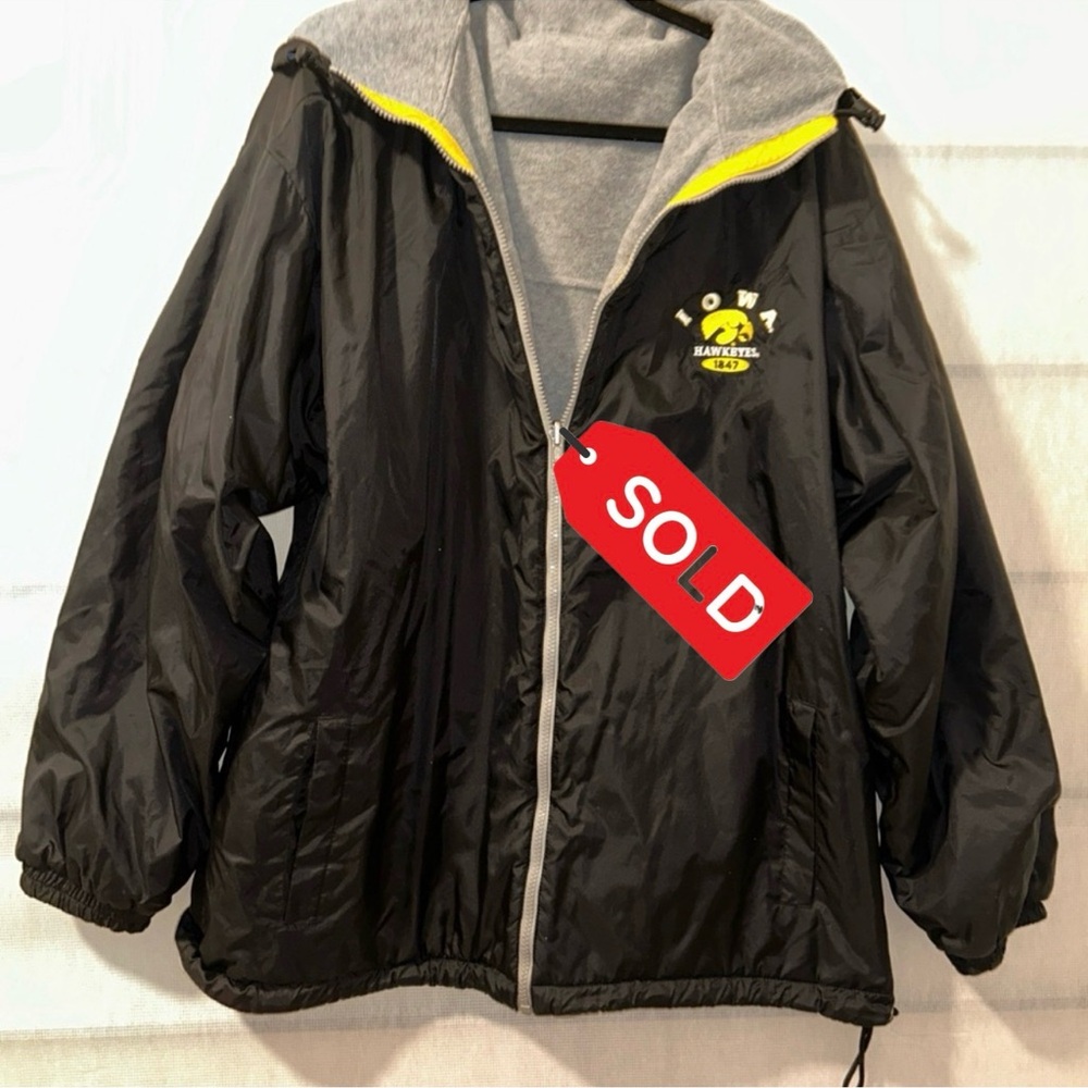 SOLD Iowa Hawkeyes Full Zip Windbreaker/Fleece Jacket Reversible Size XL